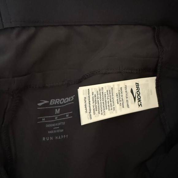 NWT Brooks Women Shakeout Pant Black Size M Jogger Athletic Sportswear - Picture 5 of 11